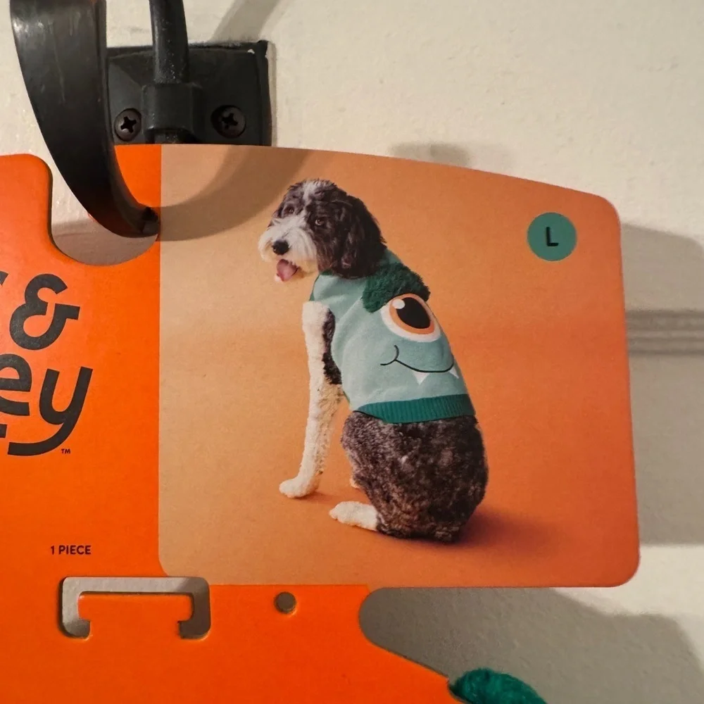 Boots and Barkley Dog Sweater Costume Sz Large